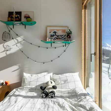 New Modern 4br With Mountain Views In Villa *