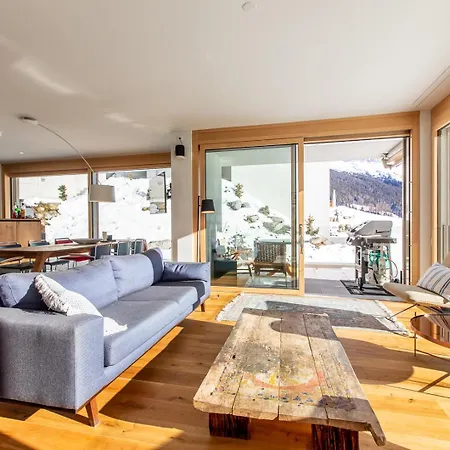 New Modern 4br With Mountain Views In *