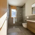 ヴィラ New Modern 4br With Mountain Views In ダヴォス・プラッツ