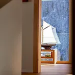 New Modern 4br With Mountain Views In ダヴォス・プラッツ