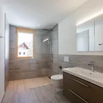 ヴィラ New Modern 4br With Mountain Views In