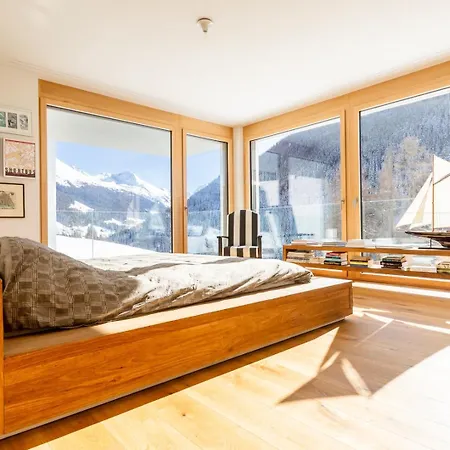 New Modern 4br With Mountain Views In Villa