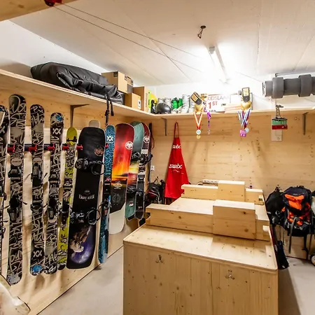 Willa New Modern 4br With Mountain Views In *