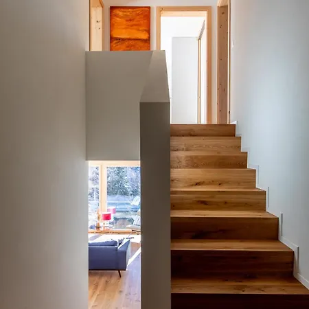 New Modern 4br With Mountain Views In Willa