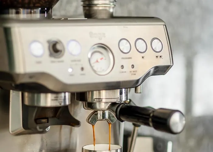 New Modern 4br With Mountain Views In Ostrava