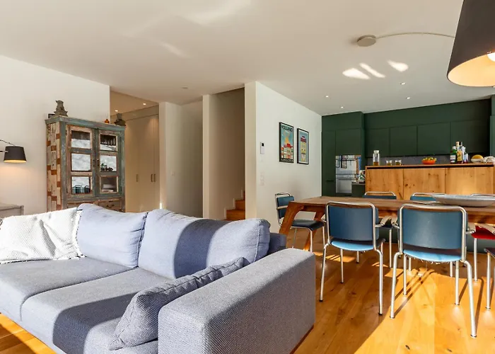 Villa New Modern 4br With Mountain Views In Ostrava